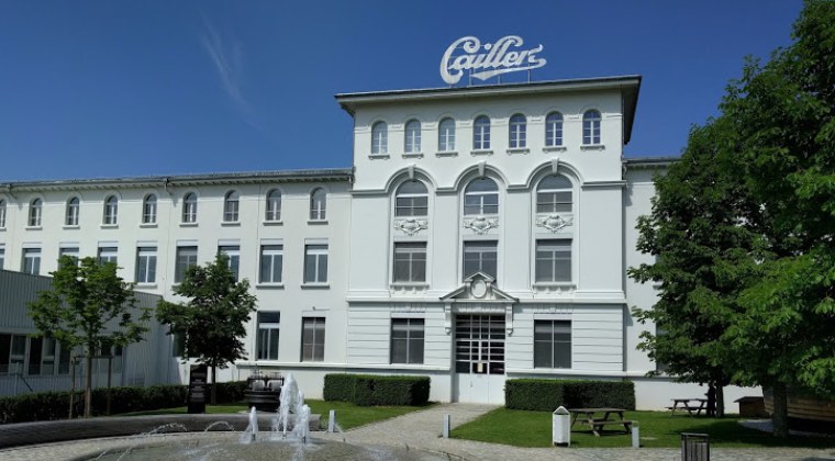 スイス観光お土産チョコレートブランド カイエ